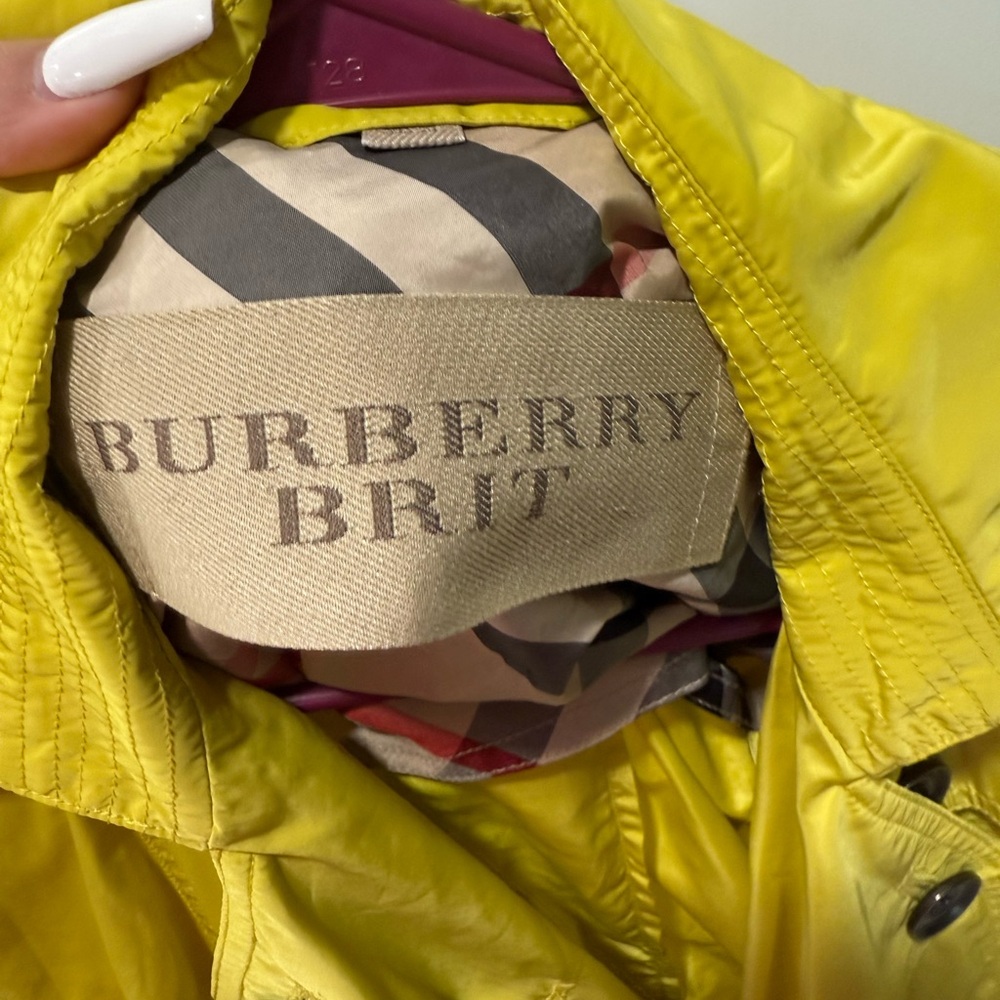 💛 Burberry Brit Yellow Lightweight Belted Trench Coat – Size US 6 / UK 8 - Picture 3 of 6
